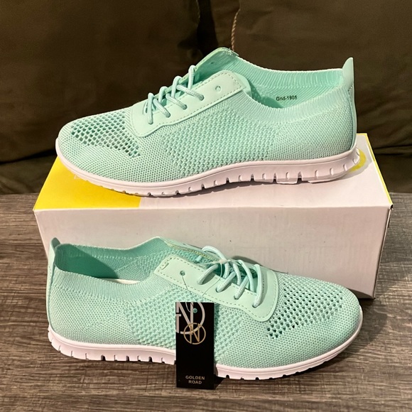 G.N.D Shoes - Women's Mint Sneakers